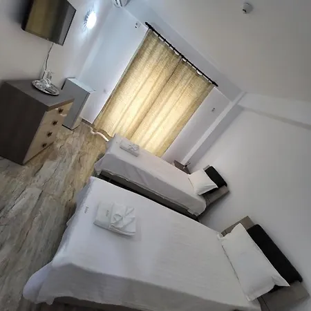 Hotel Damar *