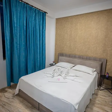 Damar Hotel *